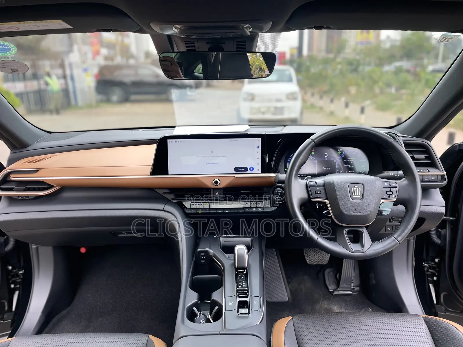 Toyota Crown Platinum 2023 Black