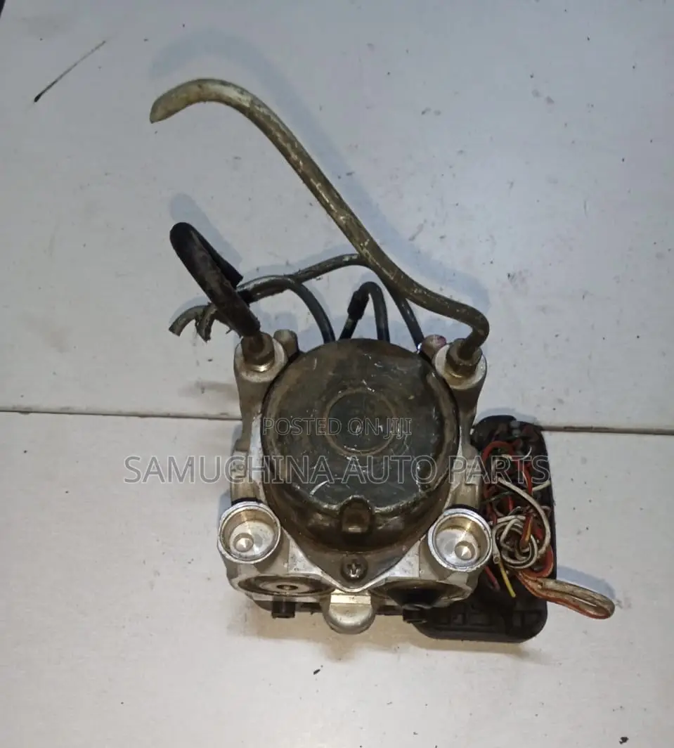 Abs Pump Toyota Rav4 Aca21