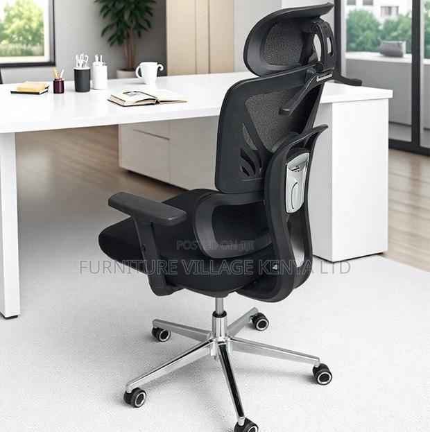 Black Mesh Lumbarcare Office Chair - thumbnail 6