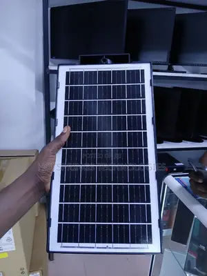 V380 Ai Solar Camera + Lighting 2 in 1