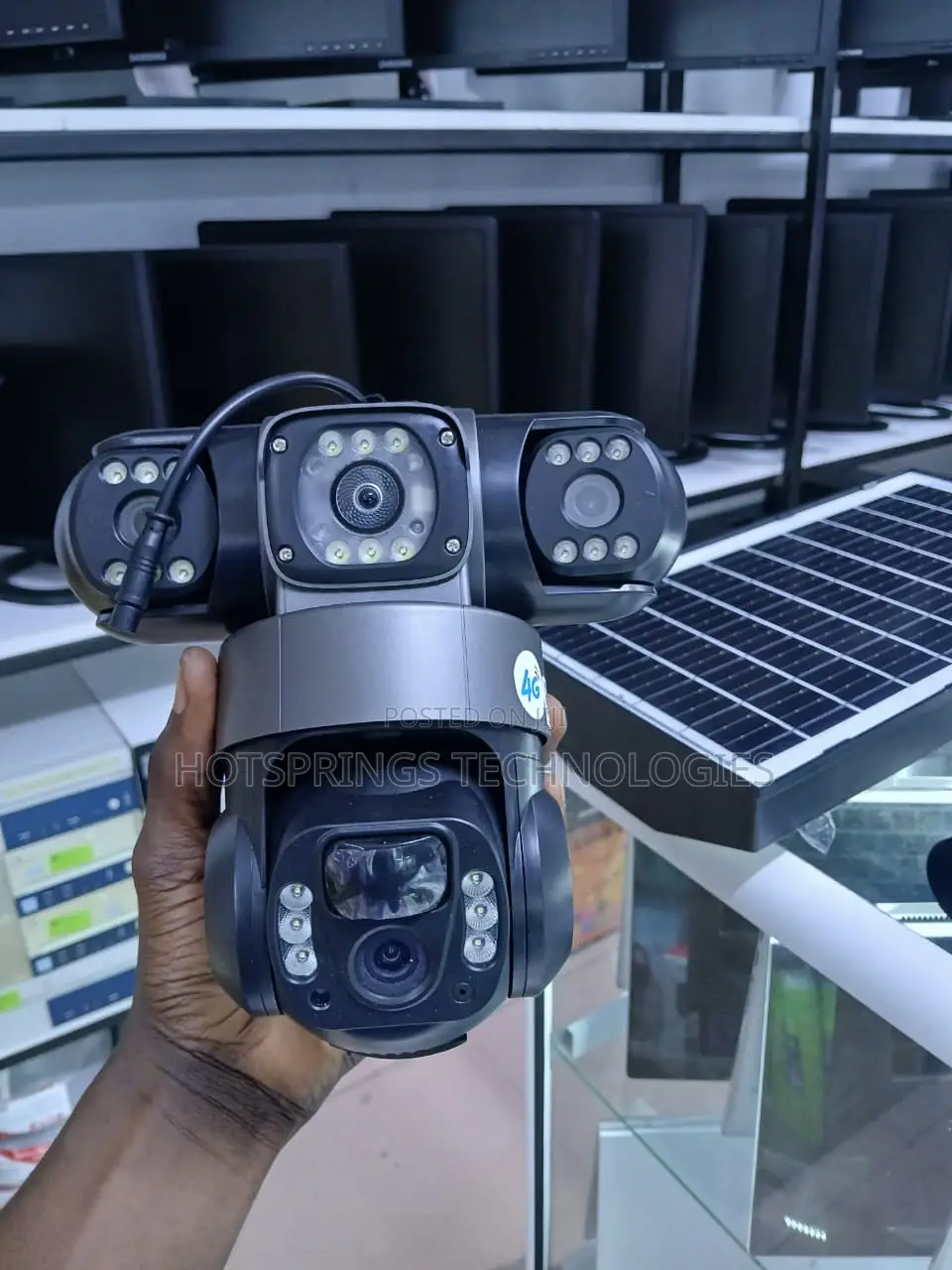 V380 Ai Solar Camera + Lighting 2 in 1