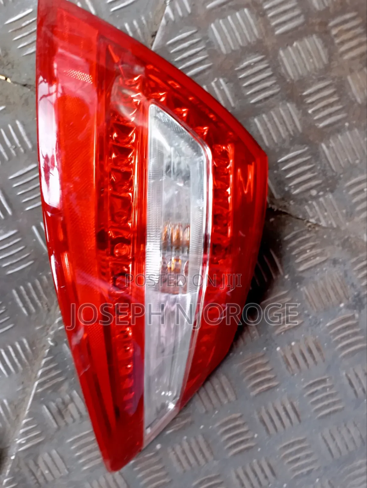 Nissan Teana 2015 Taillight