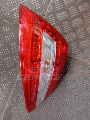 Nissan Teana 2015 Taillight
