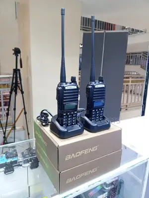 Baofeng Uv 82 Walkie Talkie Earphones Included Radio Pair