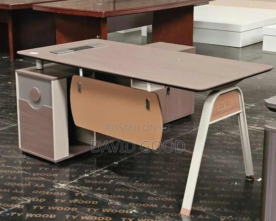 1.8 Executive Study Table