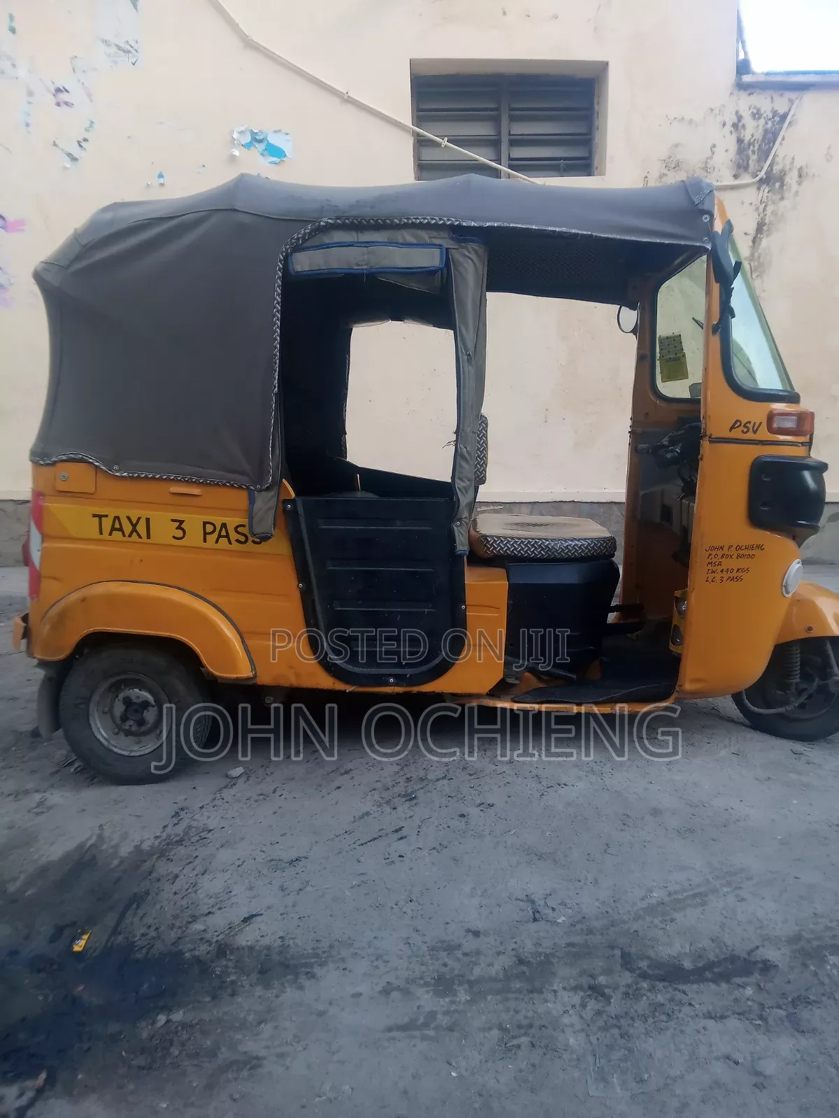 Bajaj RE 2019 Yellow