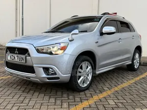 Mitsubishi RVR 2010 Silver