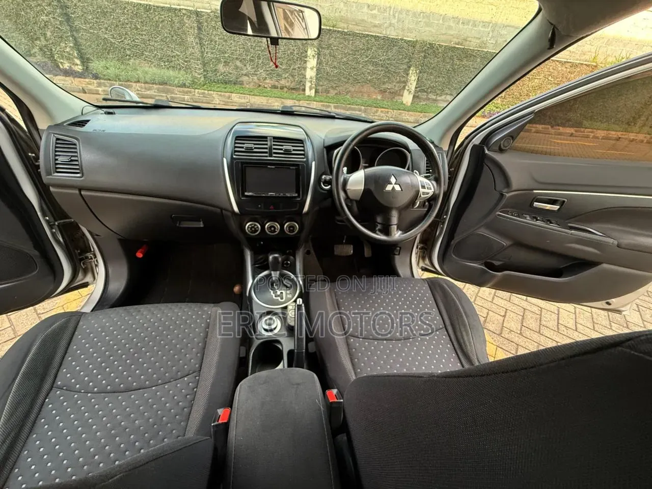 Mitsubishi RVR 2010 Silver