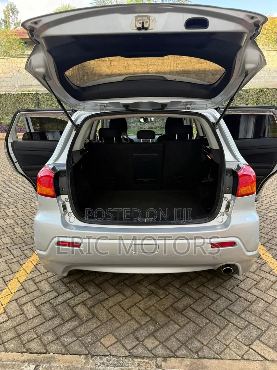 Mitsubishi RVR 2010 Silver