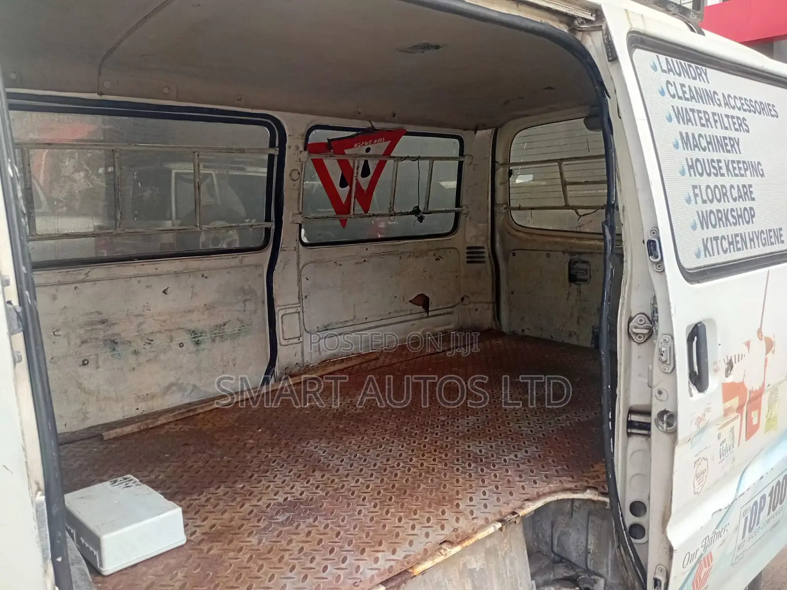 Mazda Bongo 2013 White