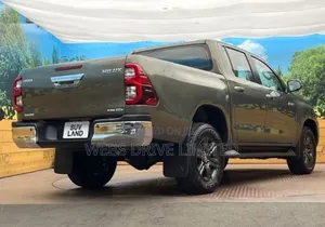 Toyota Hilux 2024
