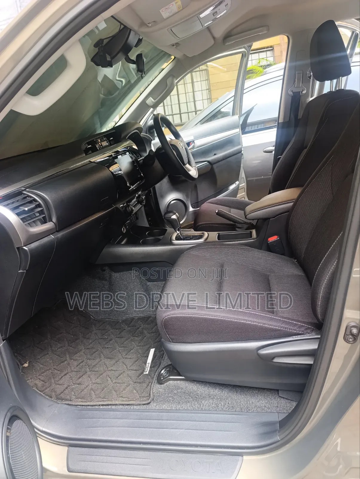 Toyota Hilux 2024