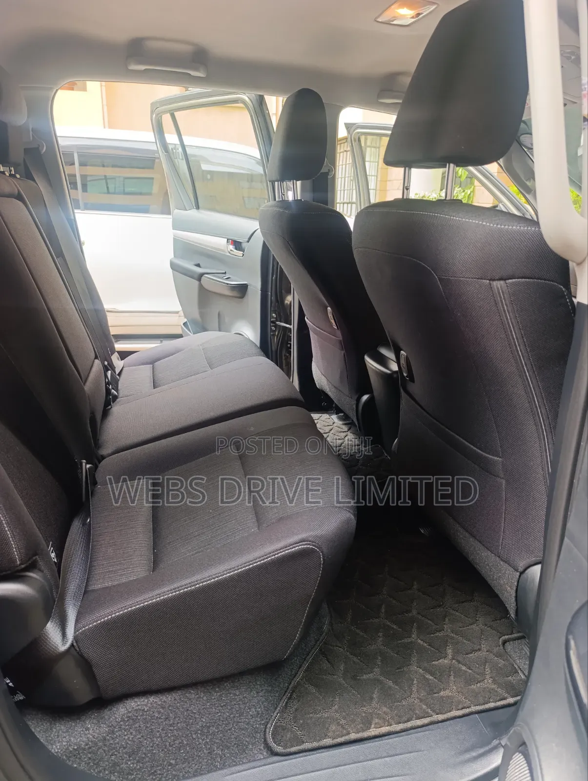 Toyota Hilux 2024