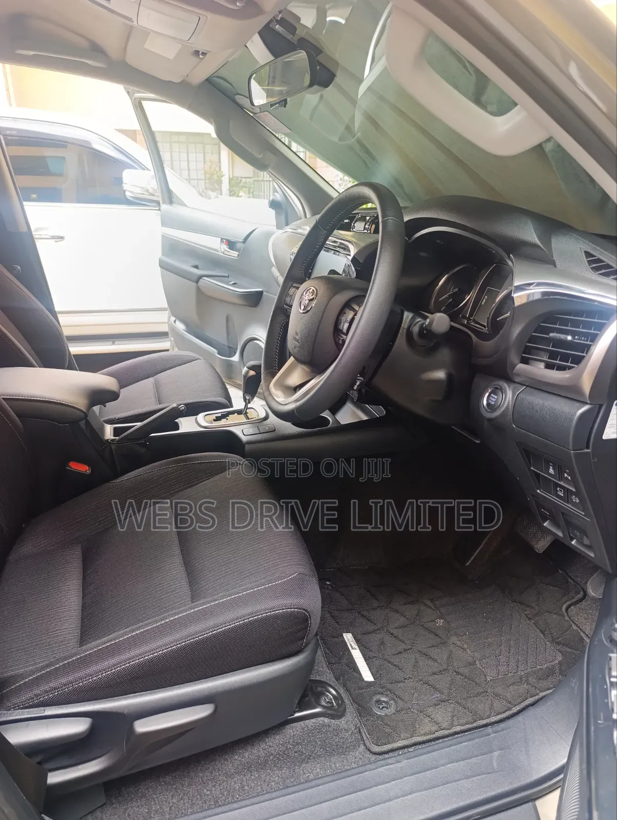 Toyota Hilux 2024