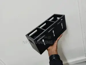 Wooden Partitioned Cutlery/Utensils Holder (Gra.T