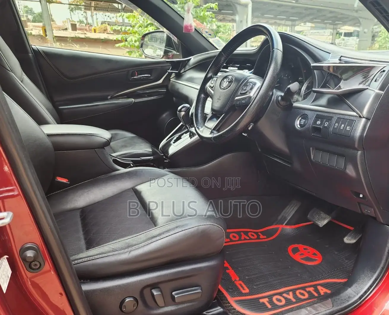 Toyota Harrier 2017 Maroon