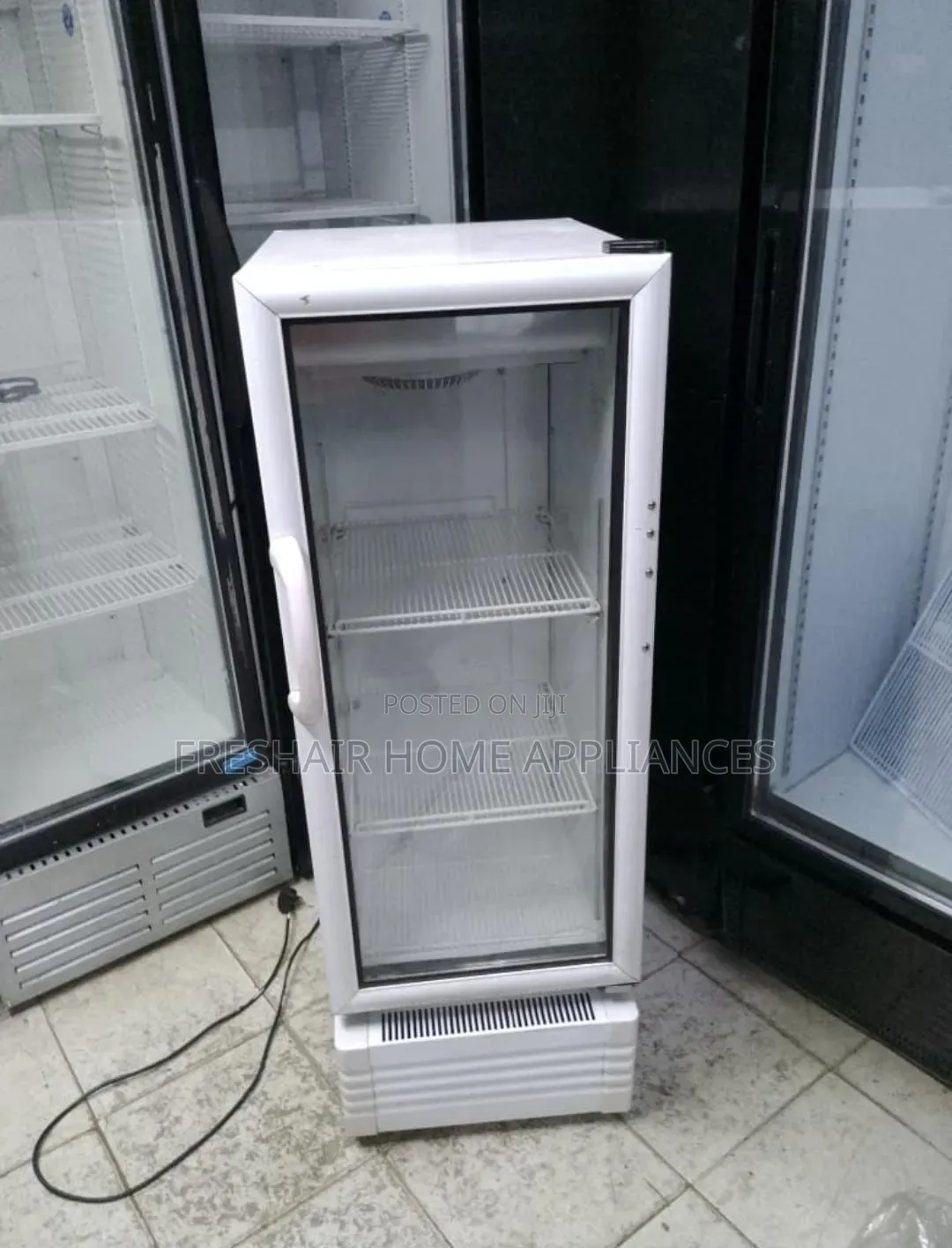 Display 200litres White in Color