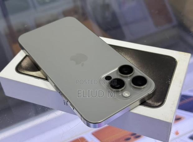 Apple iPhone 15 Pro Max 512 GB - thumbnail 2