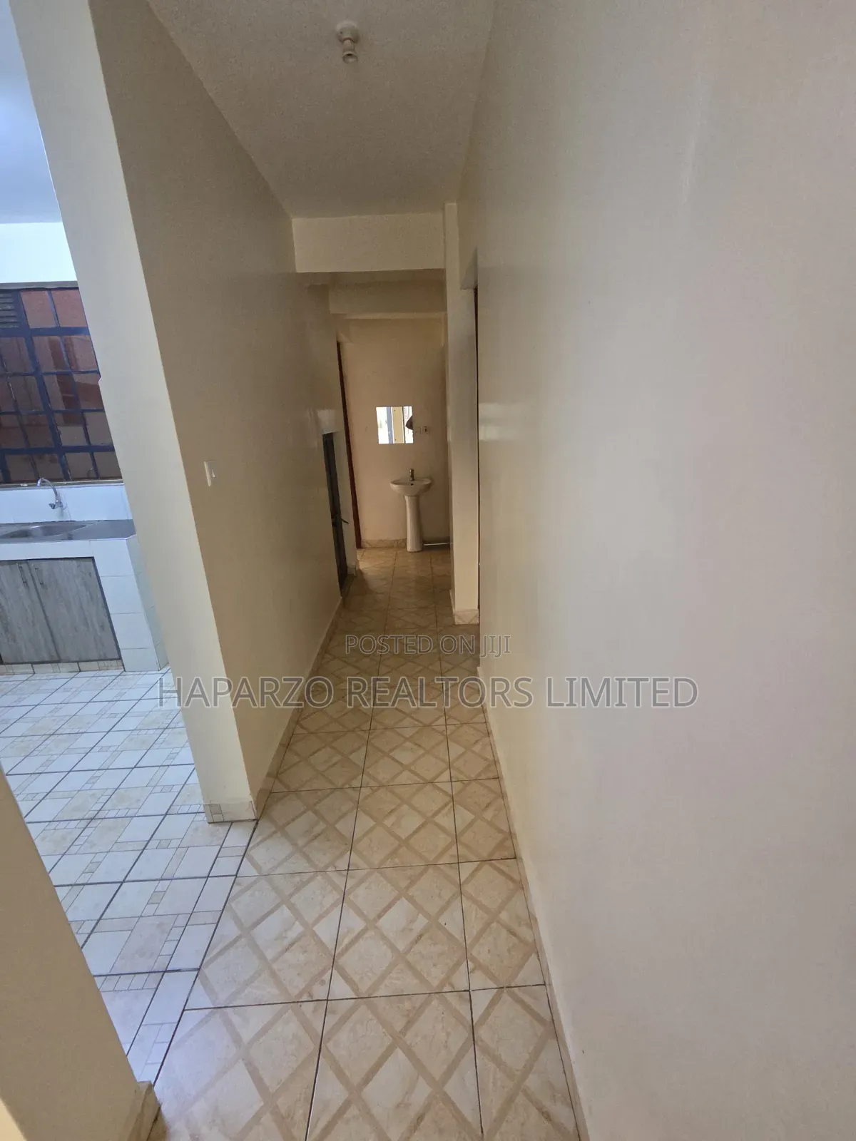 3bdrm Apartment in Kikuyu Town, Kidfarmaco for rent