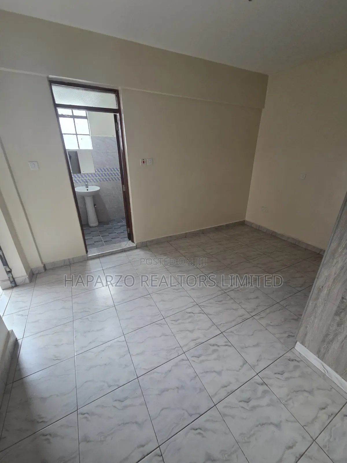 3bdrm Apartment in Kikuyu Town, Kidfarmaco for rent