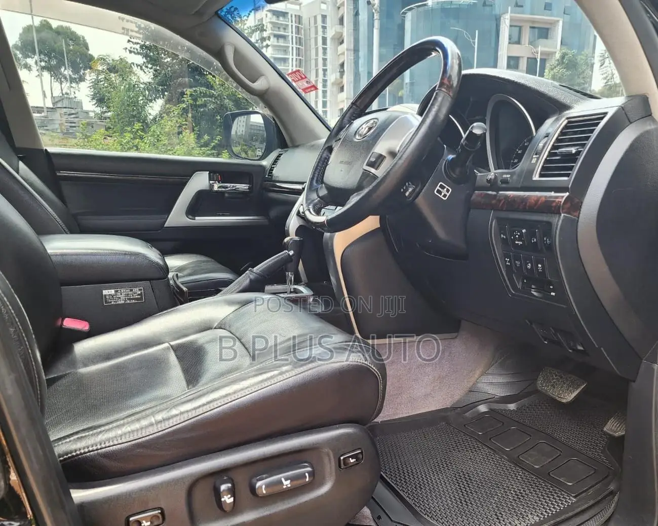 Toyota Land Cruiser 2012 Black