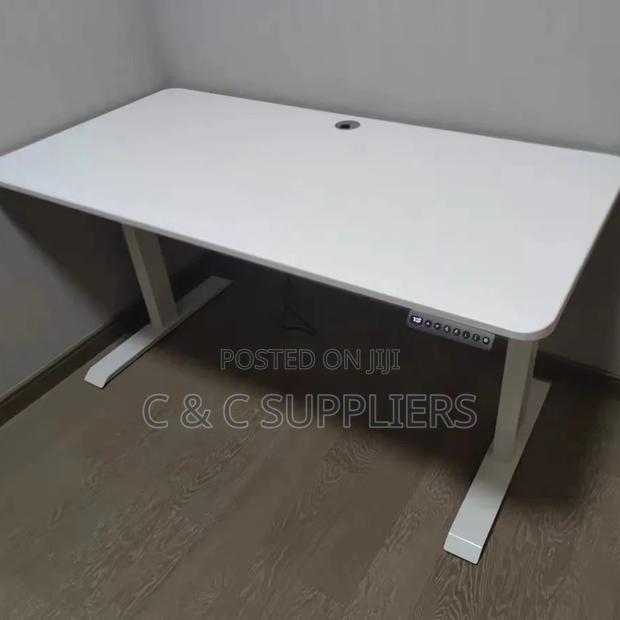 Height Adjustable Standing Desk. - thumbnail 3