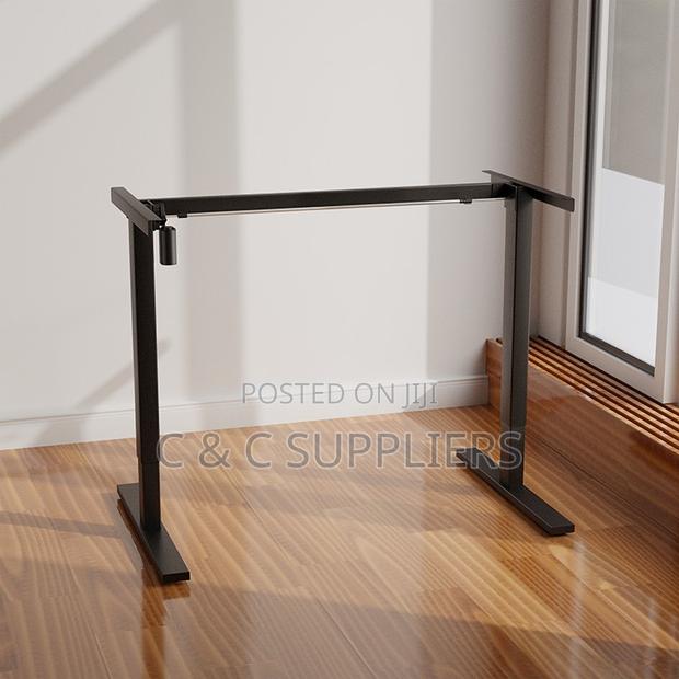 Height Adjustable Standing Desk. - thumbnail 7