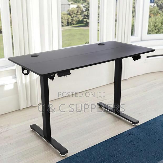 Height Adjustable Standing Desk. - thumbnail 8
