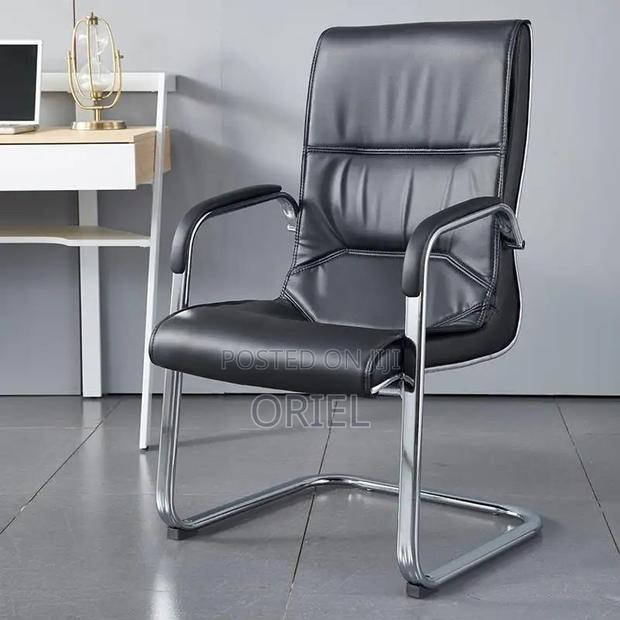 Office Chair : Visitor Waiting Chair - thumbnail 12