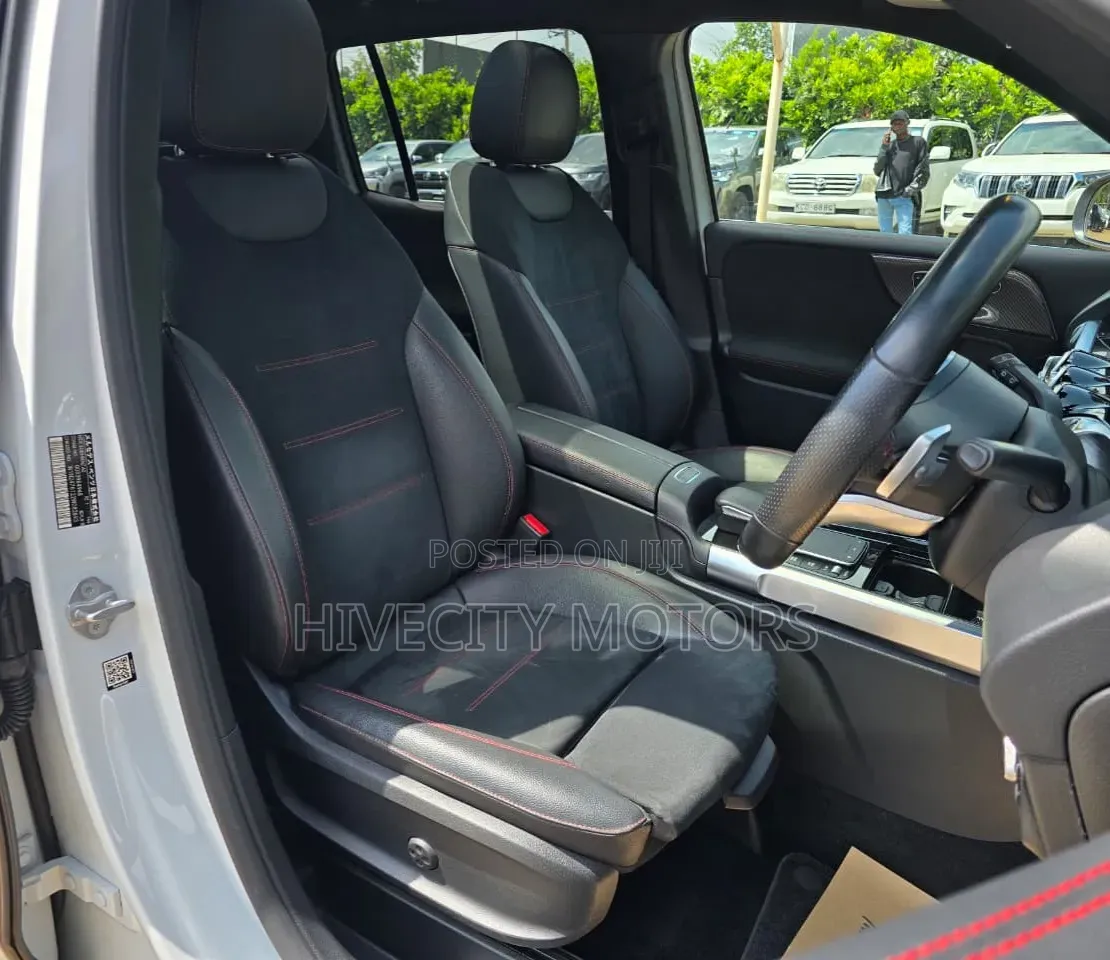 Mercedes-Benz GLB-Class 2020 White