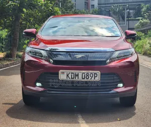 Toyota Harrier 2.0 2017 Red