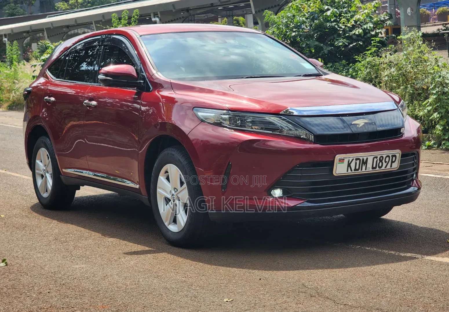 Toyota Harrier 2.0 2017 Red