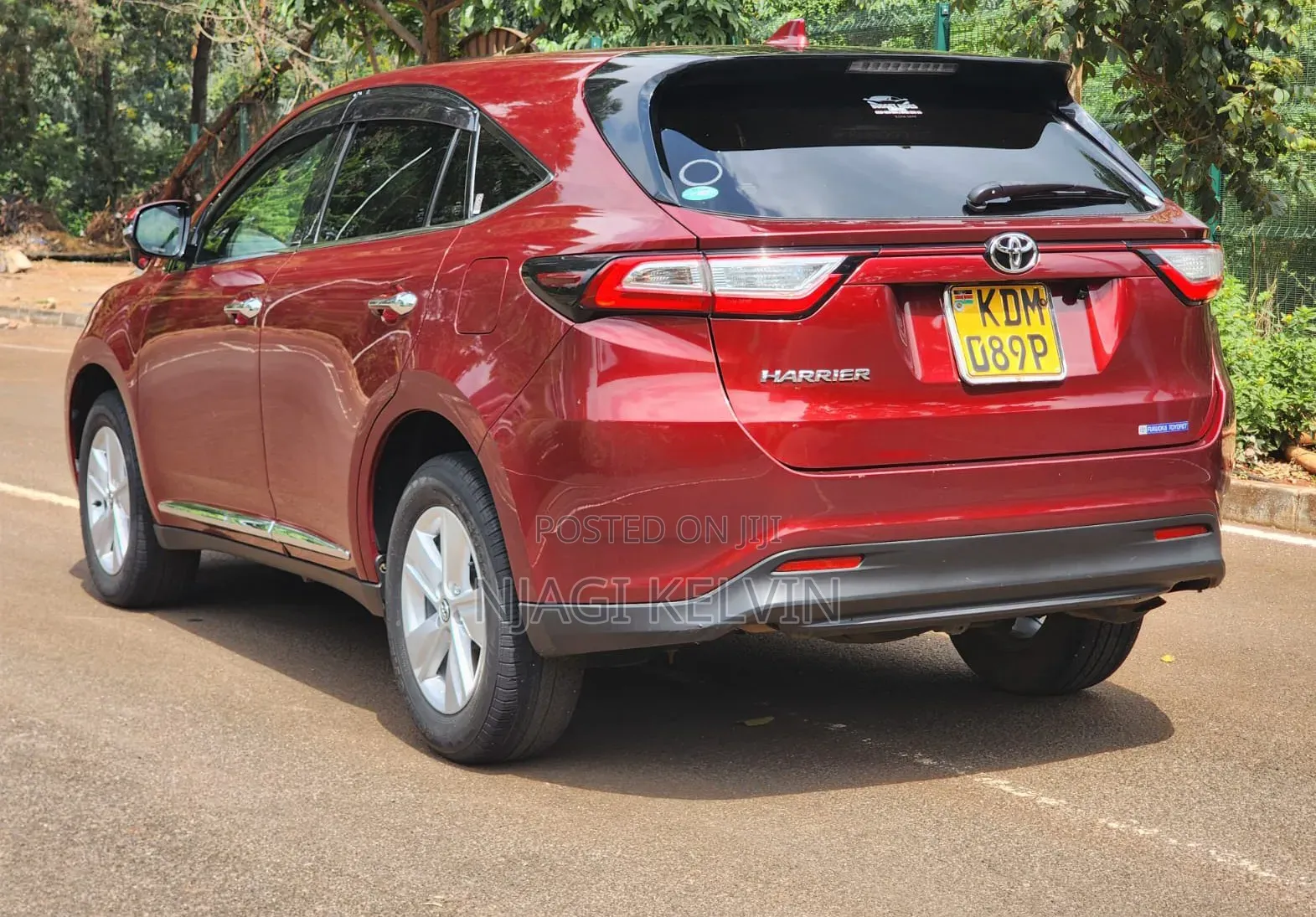 Toyota Harrier 2.0 2017 Red