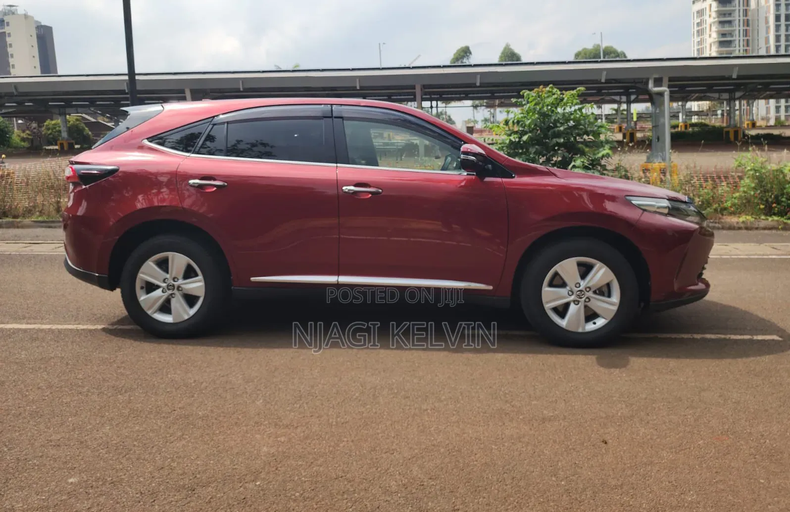 Toyota Harrier 2.0 2017 Red