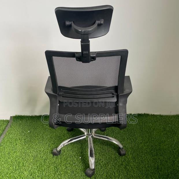 Ergonomic Adjustable Mesh Chair. - thumbnail 3