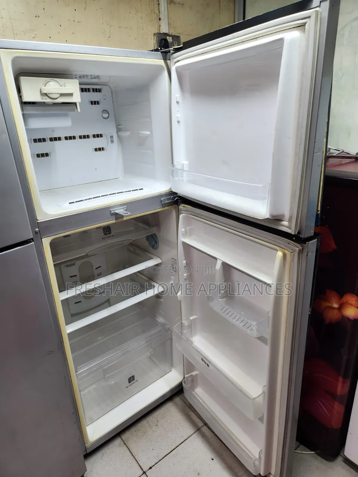 Samsung Fridge 330 Medium