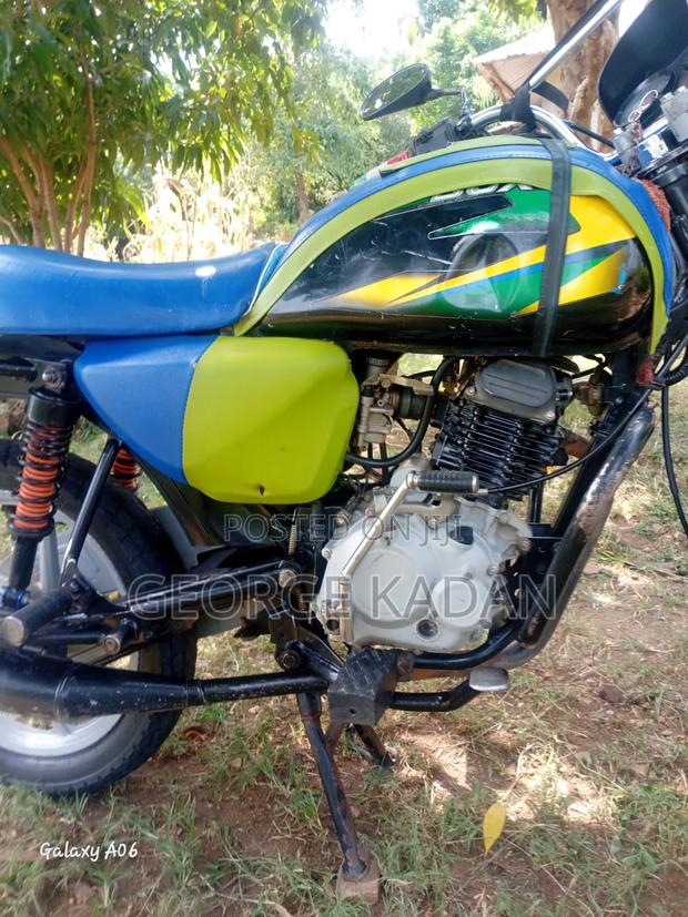 Bajaj Boxer 125 2023 Black