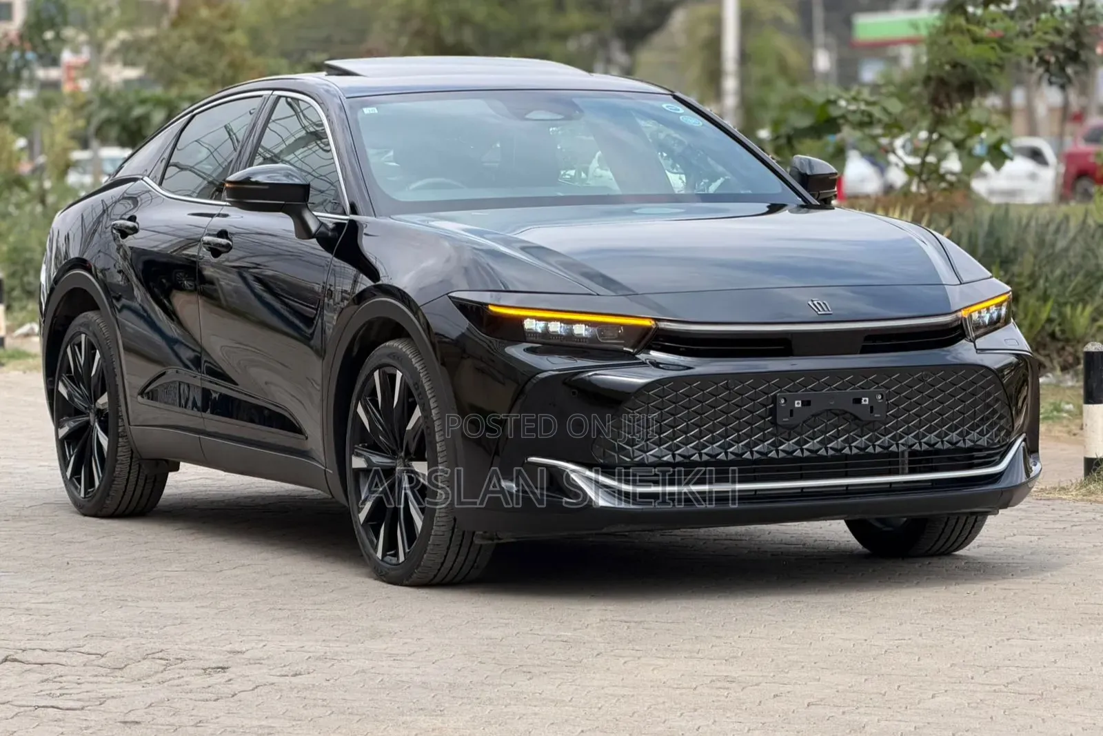 Toyota Crown 2023 Black