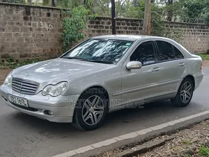 Mercedes-Benz C180 2004 Silver