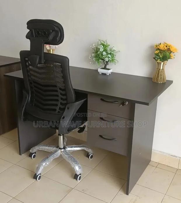 Combo Headrest Chair and Strong Study Desk