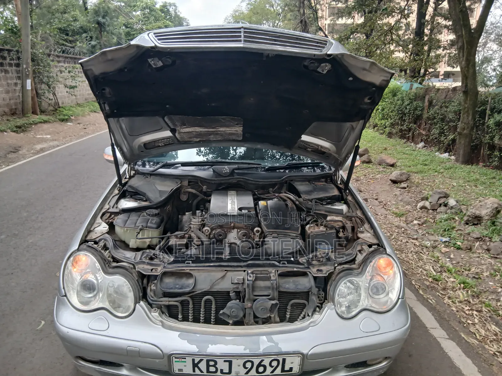 Mercedes-Benz C180 2004 Silver