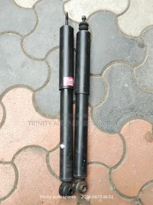 Original Kyb Ex Japan Mitsubishi Pajero Shogun Rear Shock Absorbers