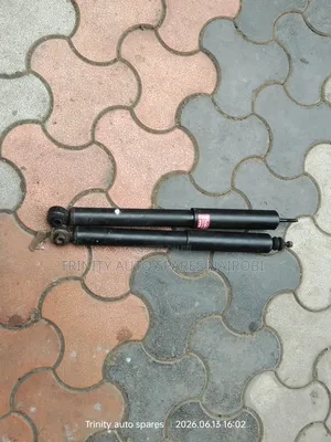 Original Kyb Ex Japan Mitsubishi Pajero Shogun Rear Shock Absorbers