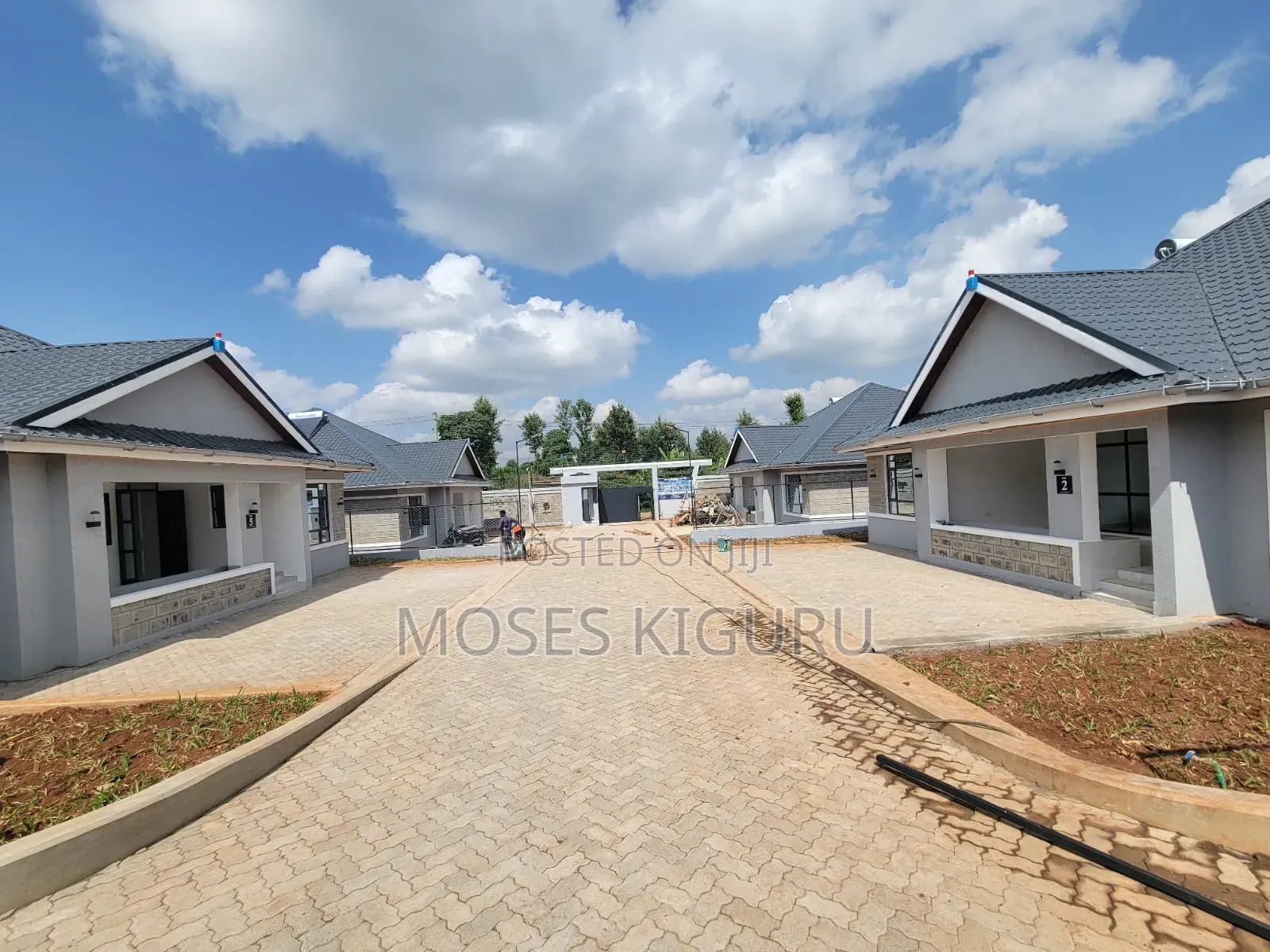 4bdrm Bungalow in Mugutha Estate, Kimbo for sale