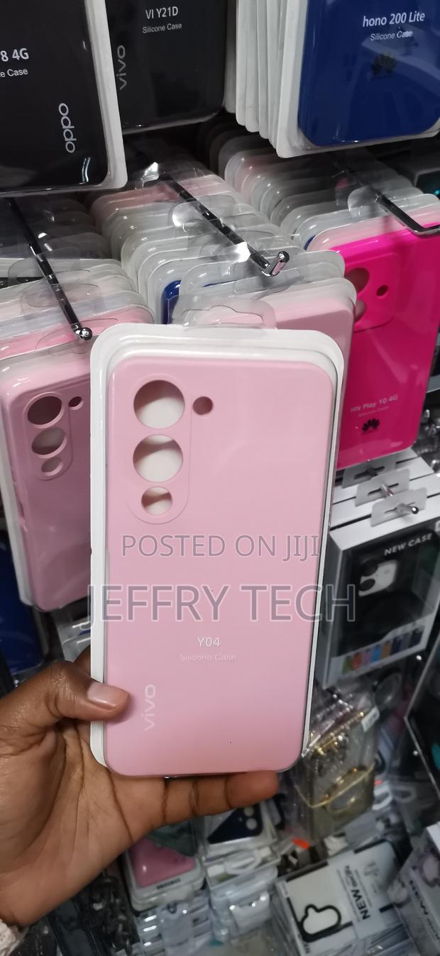 Vivo Y04 Silky-Smooth, Anti-Slip Matte Texture Cover