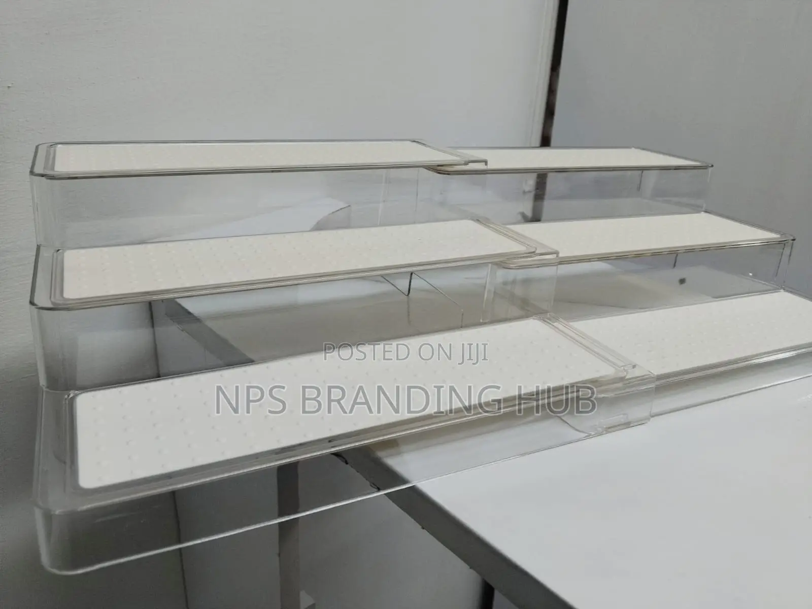 3 Tier Acrylic Expandable Perfume/Cosmetic /Multipurpose Rack (Gra.T
