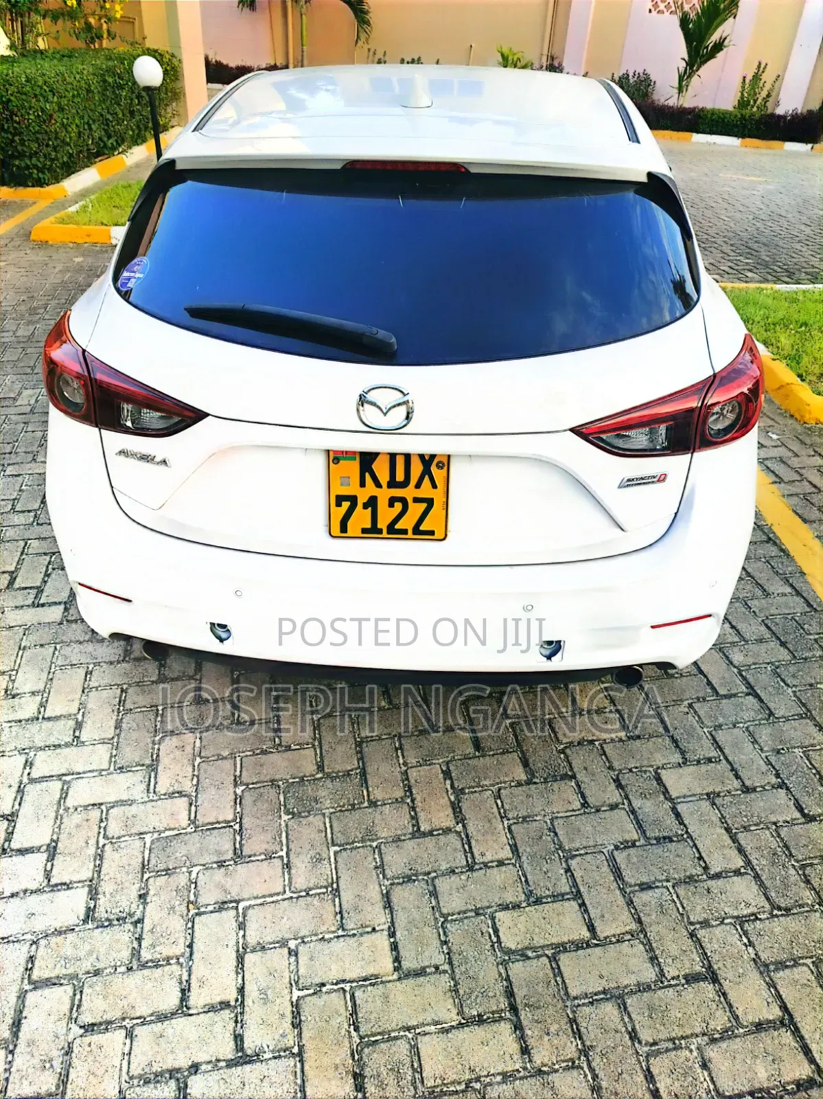 Mazda Axela 2018 White