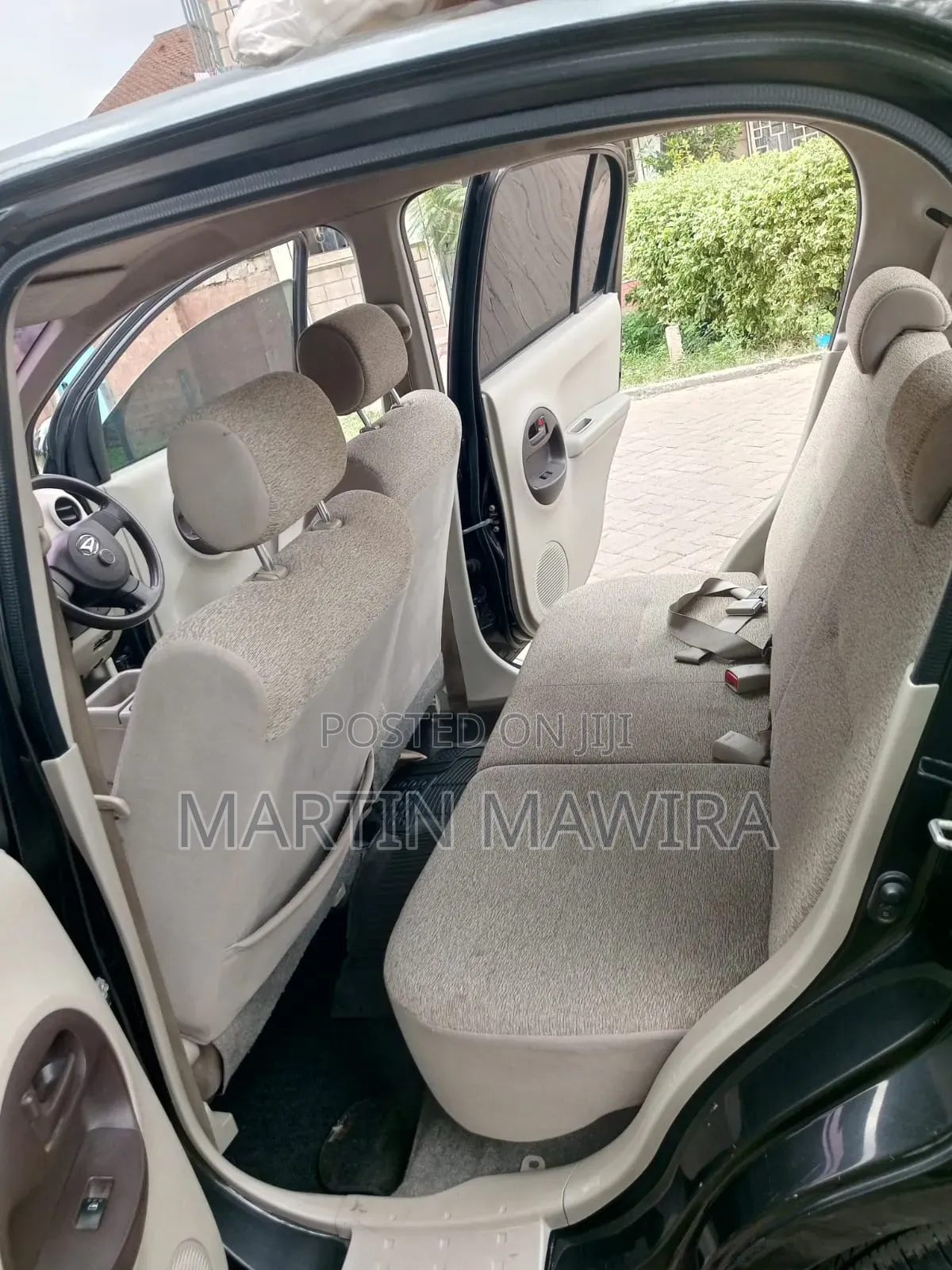 Toyota Passo 2010 Black
