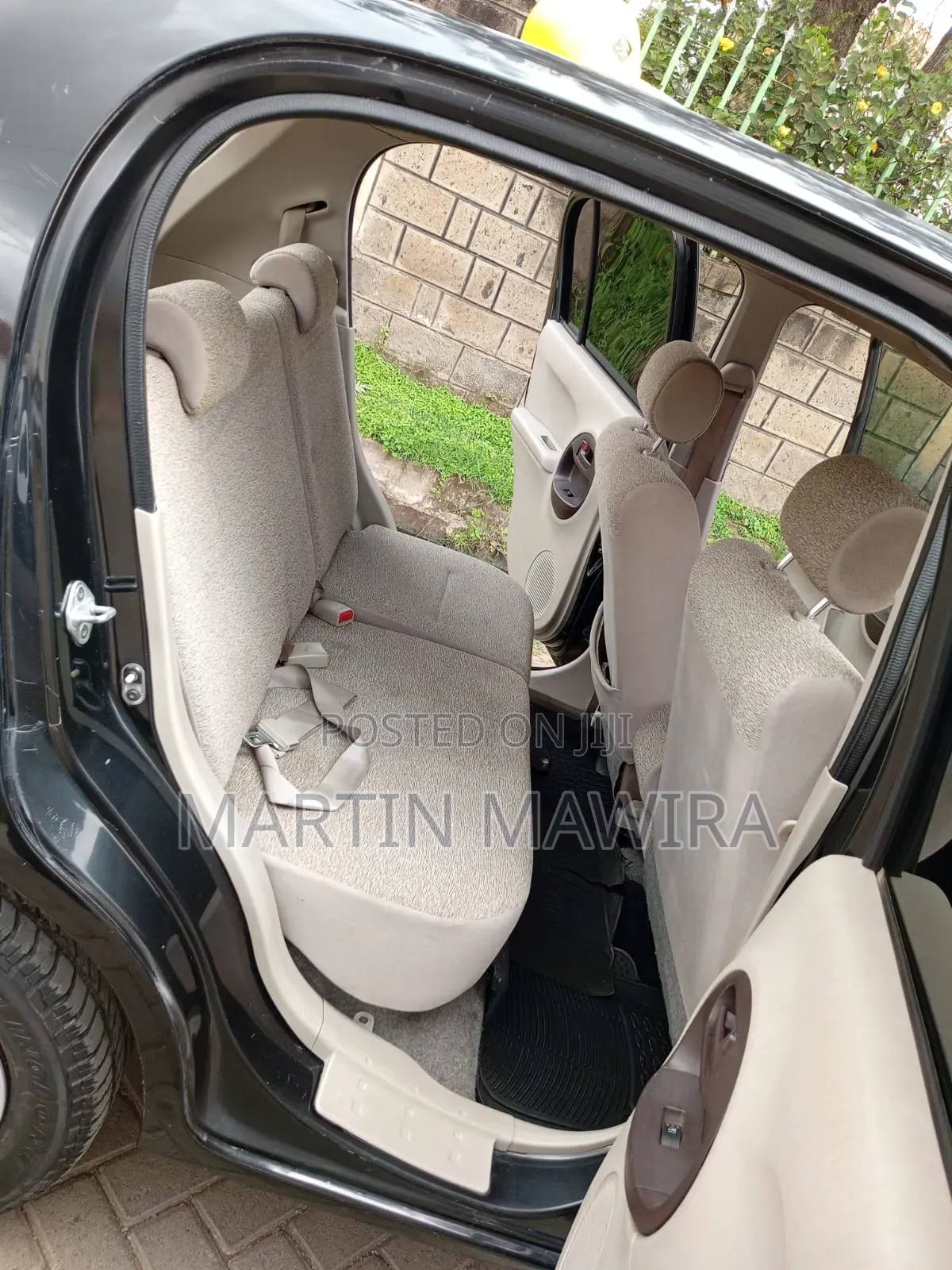 Toyota Passo 2010 Black