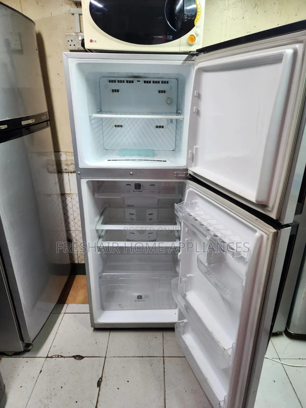 Affordable Non Frost Fridge 330litres